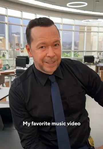 We always knew Donnie Wahlberg had great music video taste! 🎬 Watch the 2026 #…