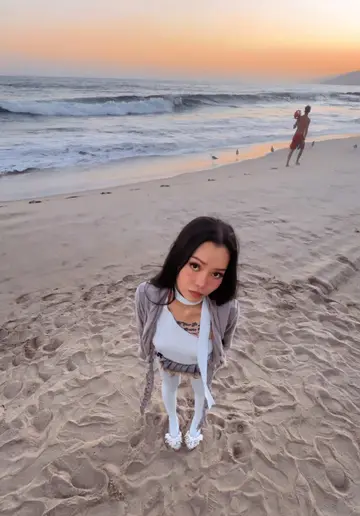 the ocean wants me so bad lmfao 🌊
