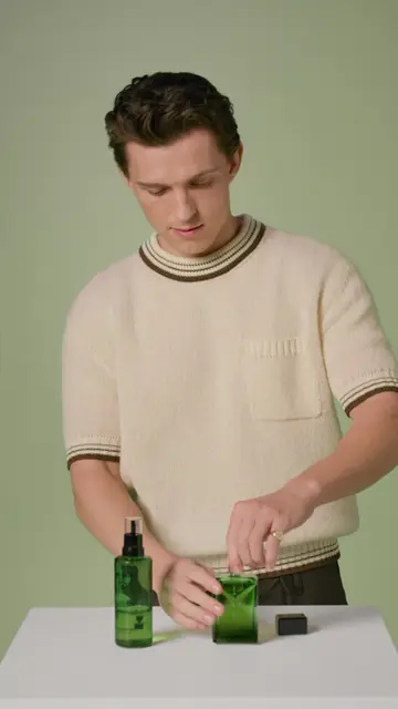 When things go off-script, Prada Beauty Global Ambassador Tom Holland keeps ref…