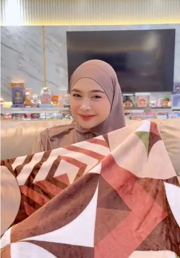 Ada yang sama kaya aku?? 😍 . @Emilia Sprei Official