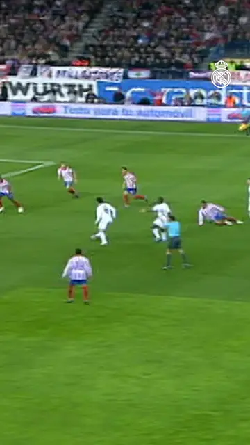 🎯 That Kaká precision 🆚 Atlético de Madrid #AtletiRealMadrid #Kaká #RealMadrid
