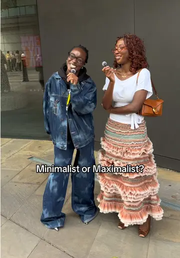 The results are in of the age-old question: Minimalist or Maximalist? #londonfa…