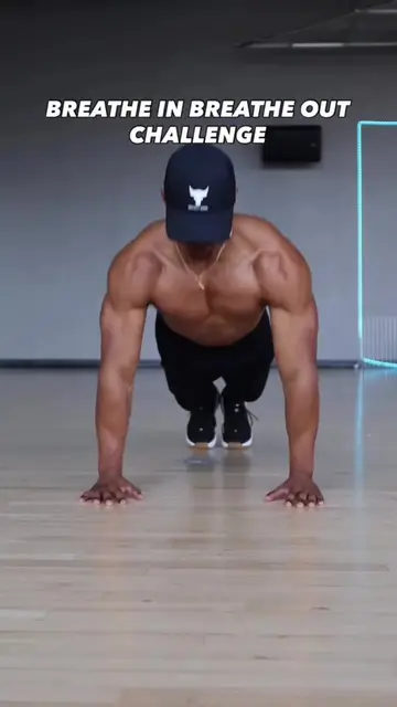 Harder than it looks @Marcellus #breatheinbreatheout #pushupchallenge #pushup #…