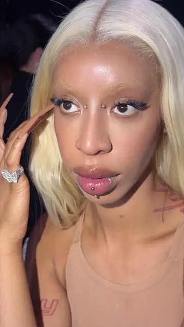 She's giving Barbie @mowalolatv ❤️❤️❤️❤️ makeup @Isamaya Beauty