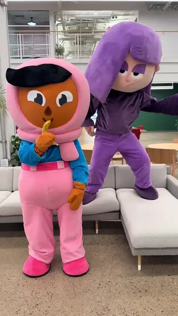 this is what a duolingo lesson sounds like irl #lily #zari #duolingo