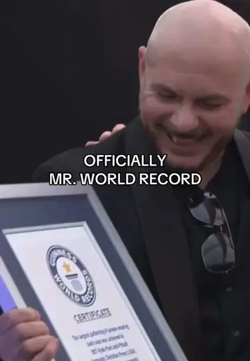 WE DID IT, BALD-E’S!!! 🏆🌎 We officially set the @Guinness World Records title…