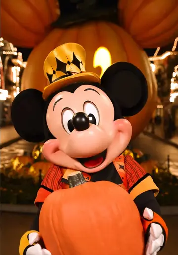 Halloween Time hits different with the whole gang involved at Disneyland Resort…