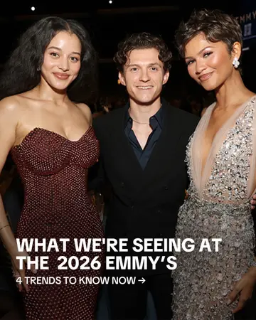 Your Emmys trends report is here and more importantly, it includes feathers. 📺…