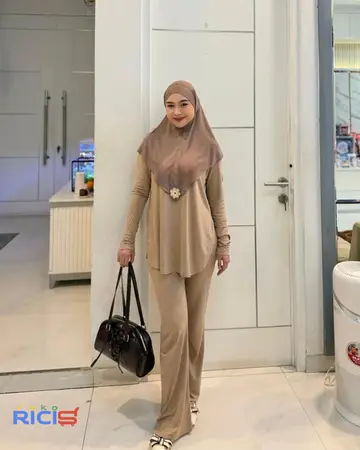 One set https://s.shopee.co.id/3B7aWgSaTh Khiban instan https://s.shopee.co.id/…