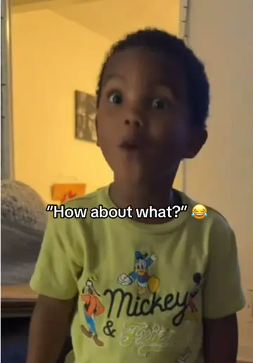 Wait for it 😭 (via @Rea) #funny #waterbottleflip