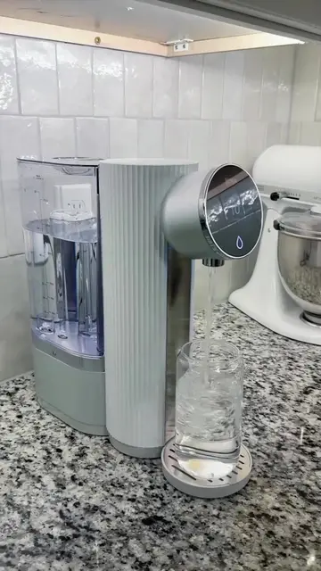 Filtered water on demand is kind of a flex 💧 Find your new countertop essentia…
