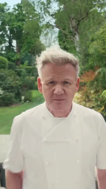 Please don’t let me catch you chopping tomatoes after kick-off 😡 Just order so…