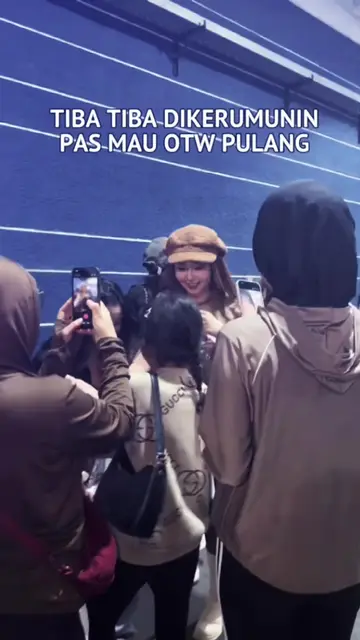 kaget banget dikerumunin karena wangi🥰