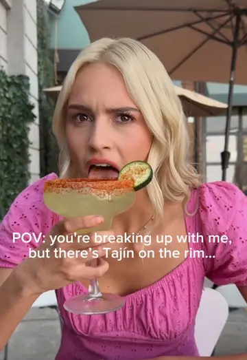 what?… can’t concentrate 🍹🍹🌶️