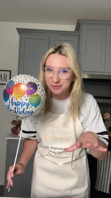 Surprising my boyfriend with his favorite cake on his birthday 🥰