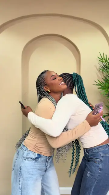 When you meet a stranger who knows exactly what quality braids are and where to…