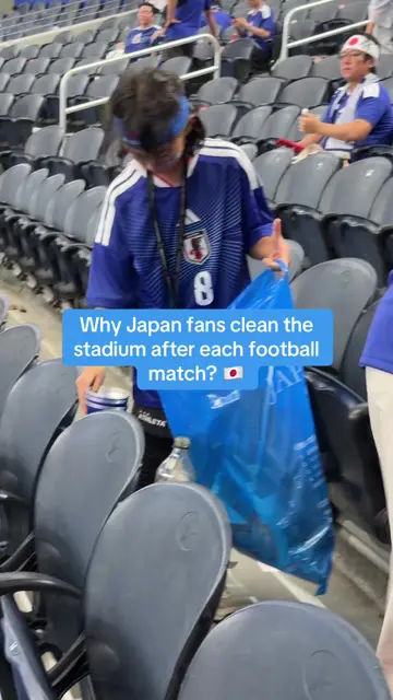 The reason Japan fans clean the stadium 🇯🇵🤝 #fifaworldcup @サッカー日本代表/JFA