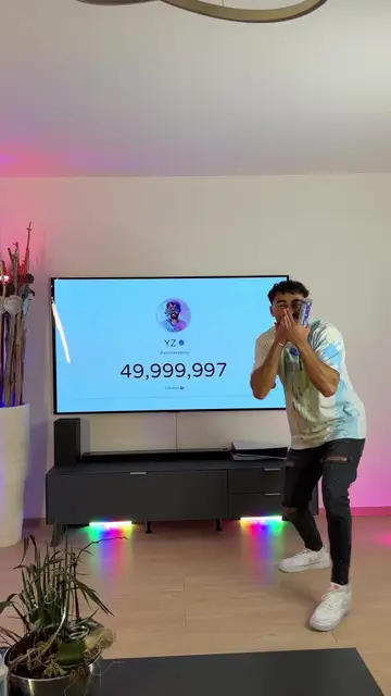 Who was that again? // Thx for 50M ❤️❤️❤️ #yzfamily
