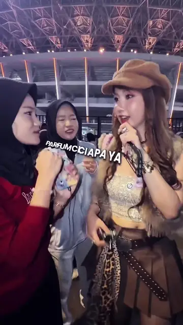 Selalu ditanya pake parfum apa 😭🤗