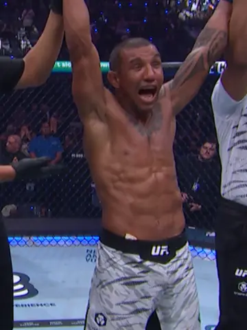 Looking to make it six in a row in Saturday's main event 😤 #ufc #mma #raonibar…