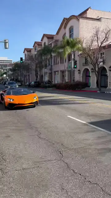 Beverly Hills 🌴 #bitcoin