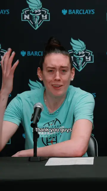 FLOWERS FOR STEW 💐 @Breanna Stewart truly is 1 of 1 ⭐️ #nyliberty #breannastew…