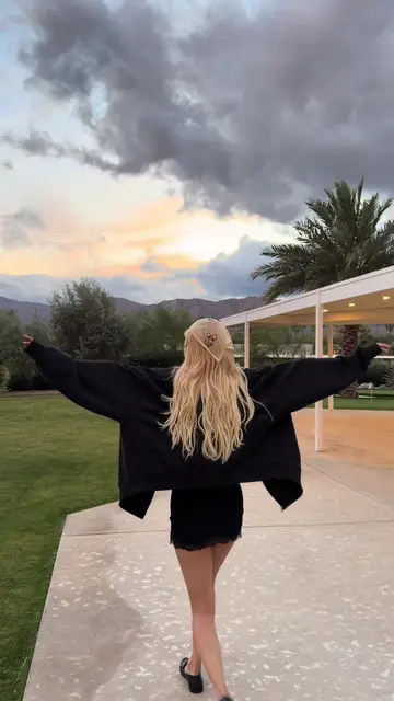 last week at the desert 🐪 tehe thank you @airbnb for my cute historical, archi…