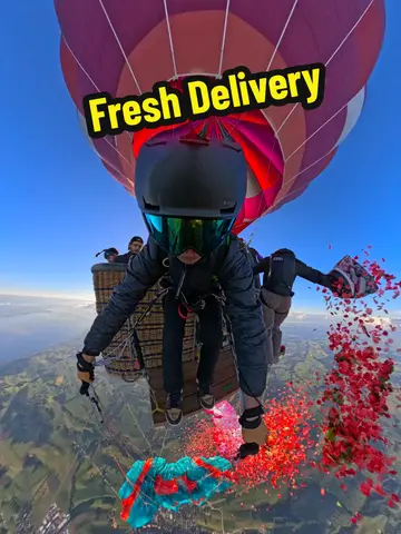 Flower drop @Châtel jumping from aire balloon with my parakite in the flower 🌸…