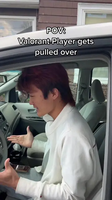 Police actually be throwing smh #valorantaccent #sinatraa #valorant
