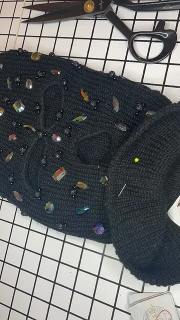 Your favorite new fashion accessory!!! Don’t you love it!!! 😍😍🥰🥰😘 💎🧵🪡 #…