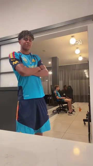 TikTok video by @lamine.yamal