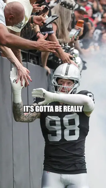 Derek Carr isn’t buying the failed physical for Maxx Crosby from the ravens