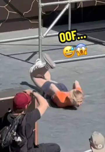 Je kan niet altijd 6 gooien 😂🫱🏼‍🫲🏻🎲#doublebackflip #doubleflyaway #double…